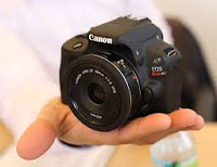 Canon EOS100D Camera