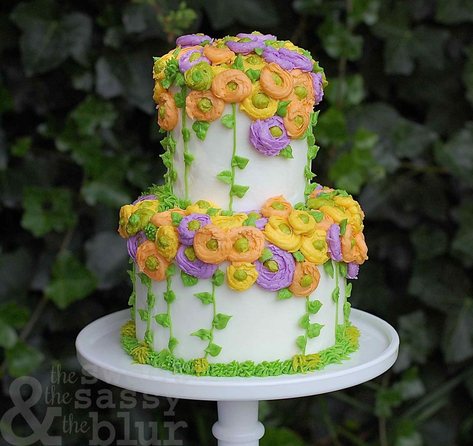 The Sweet, The Sassy and The Blur Buttercream Ranunculus Roses Tutorial