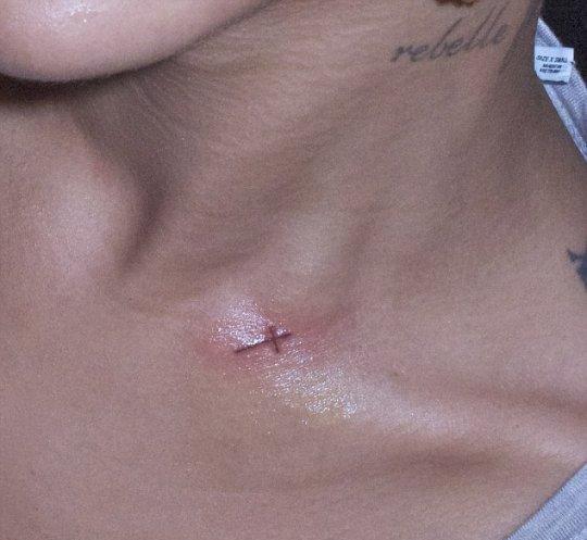 rihanna new tattoo info rihanna new tattoo info