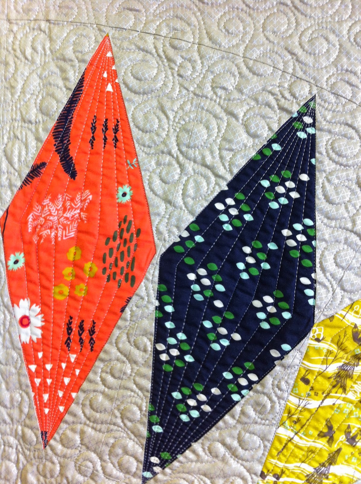 Linda's Quiltmania Cotton + Steel Diamond Ring Quilt