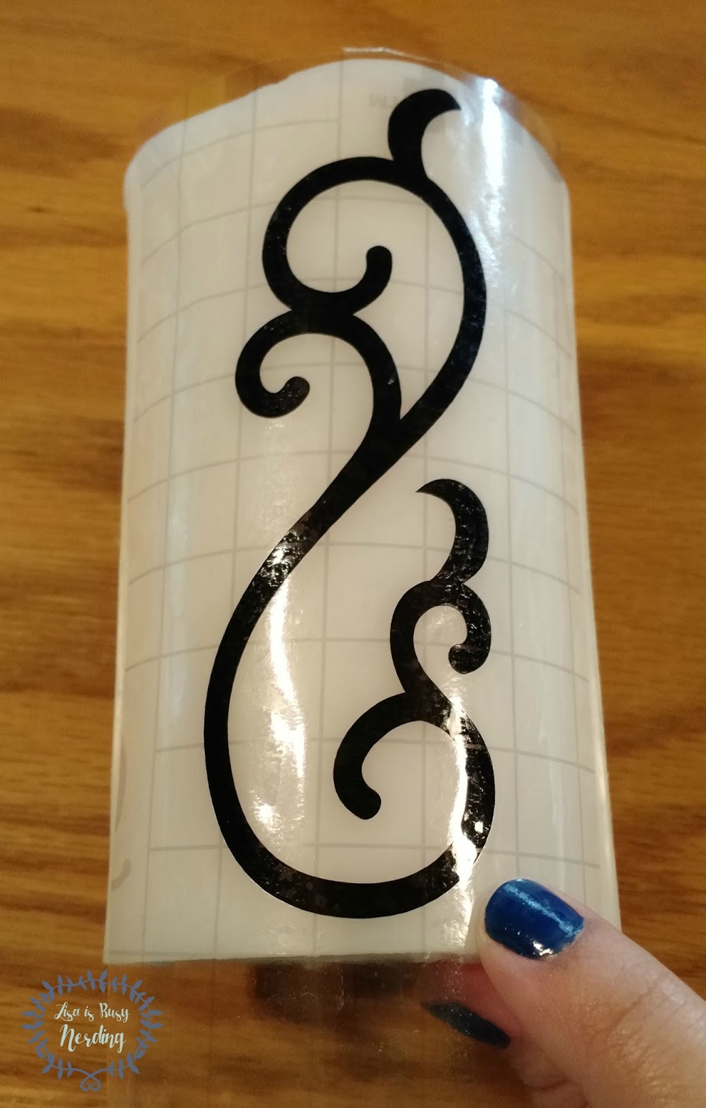 Lisa is Busy Nerding Quick & Easy Vinyl Project Flameless Candle Decor!