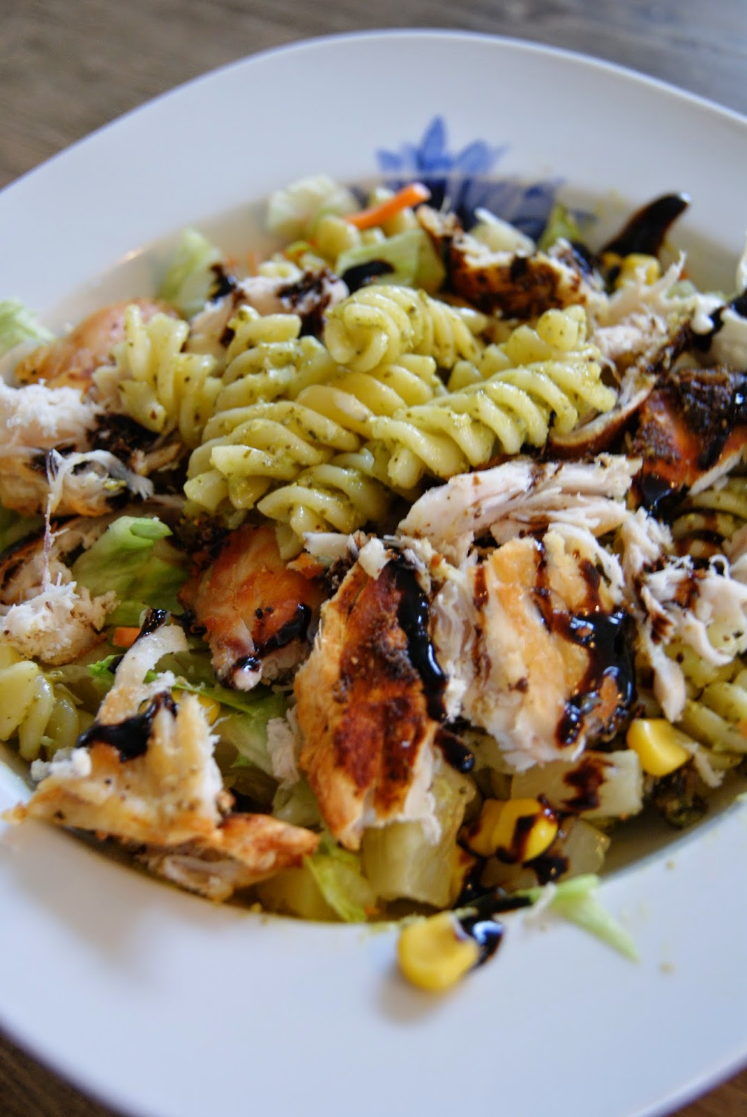 Hobbyvimsa Oppskrift Kyllingsalat med pesto pasta