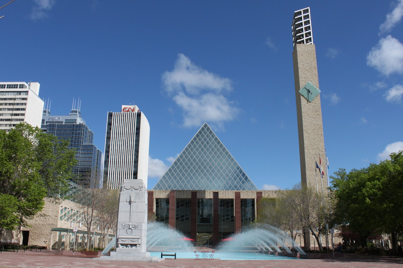 Travel & Adventures Edmonton. A voyage to Edmonton, the province of