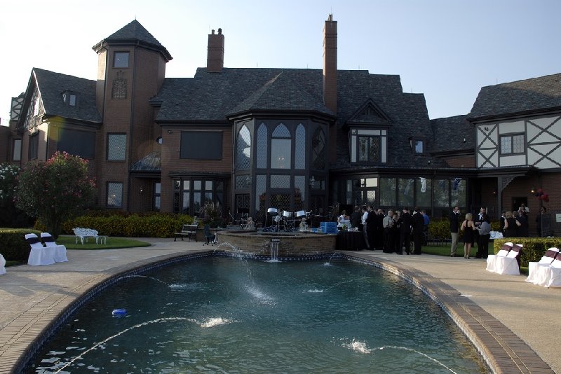 MY LIFE IN WORDS , PICS, SONG LYRICS & VIDEO THE BRANTLEY MANOR