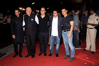 Amir Khan & Other Celbs at 'Ferrari Ki Sawaari' Premiere
