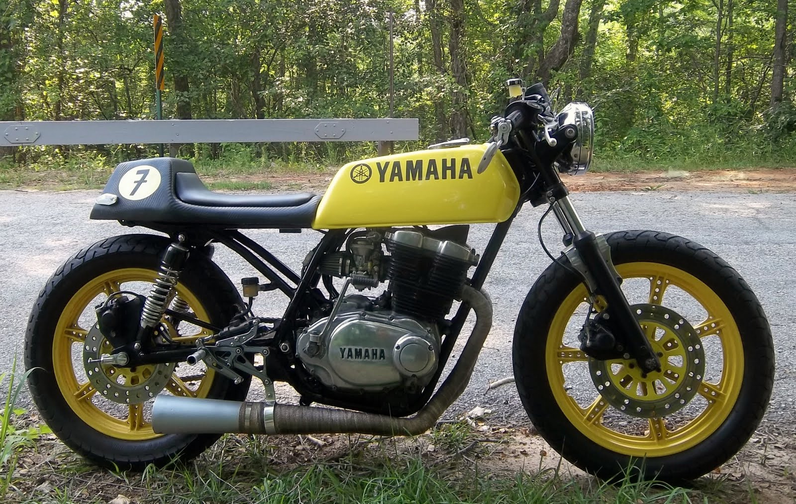 Hell Kustom Yamaha XS500 By Karnage Kustomz