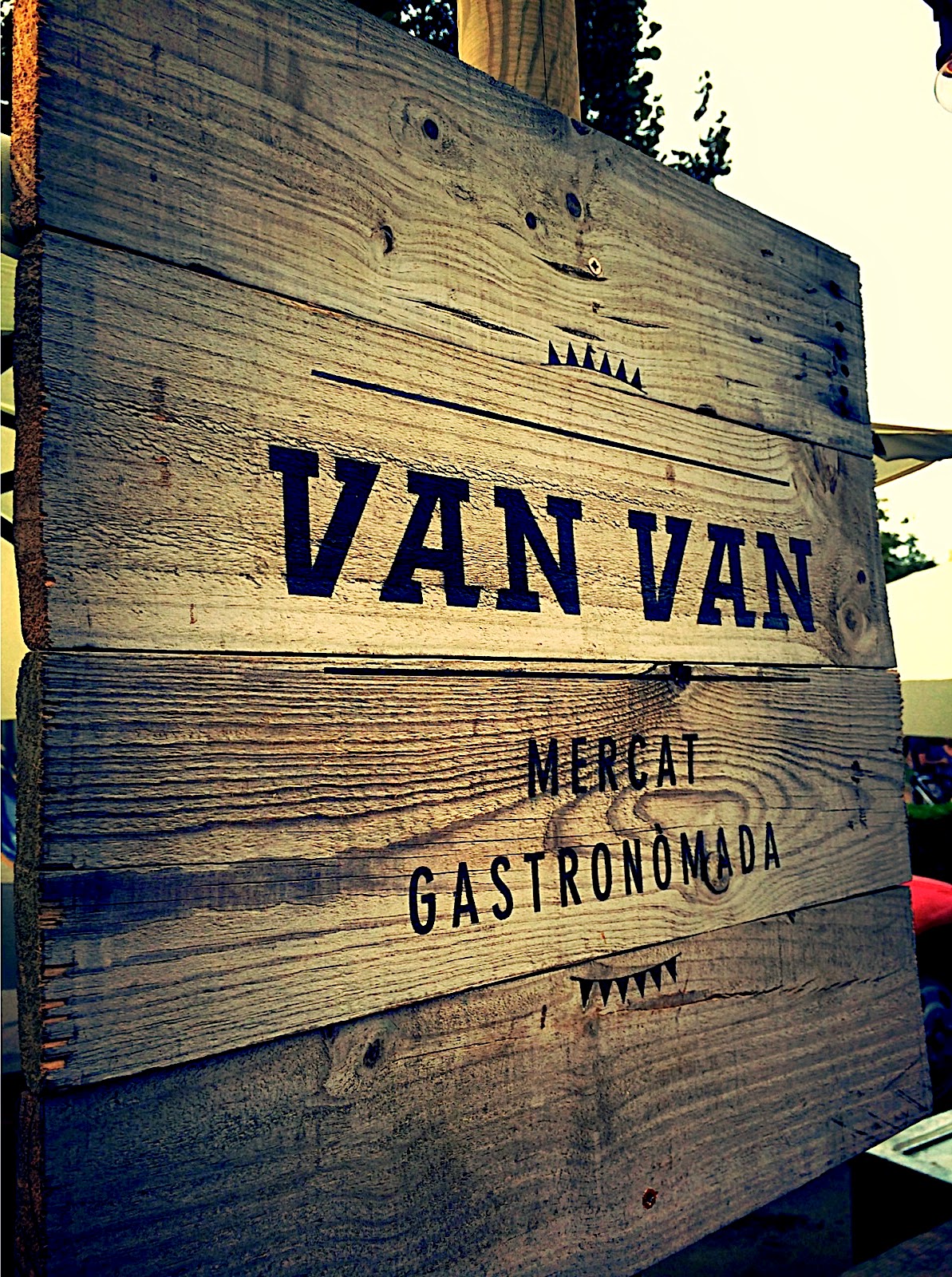 Van Van. Mercat Gastronòmada