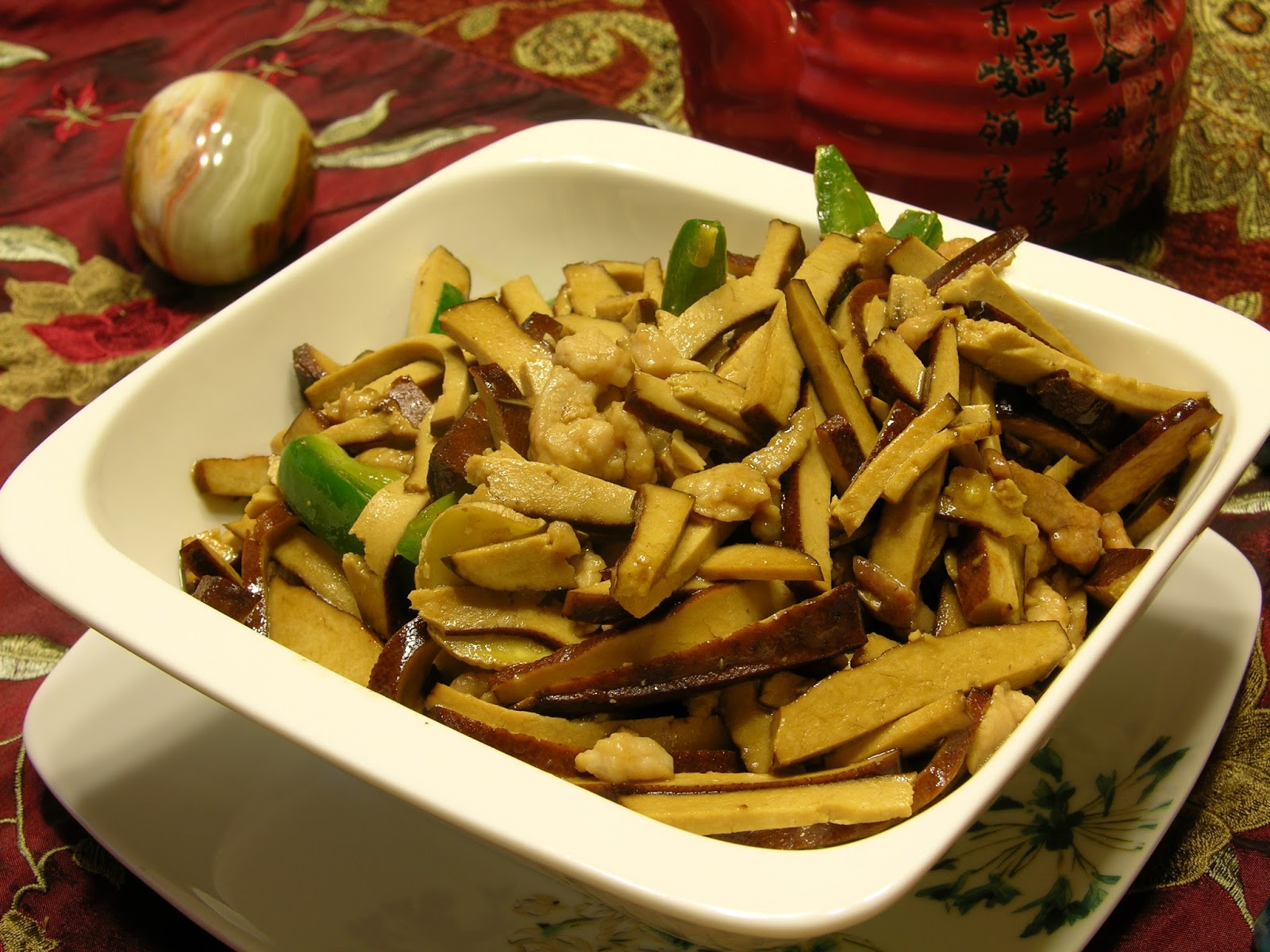 Stir Fried 5Spice Bean Curd with Jalapeno and Pork Slices (尖椒肉丝炒香干
