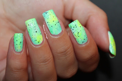 green // mint gradient neon nail art