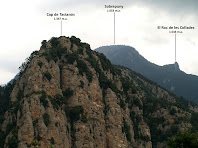 El Cap de Tastanós, el Sobrepuny i el Roc de les Collades des del corriol de la Gotzera El Cap de Tastanós, el Sobrepuny i el Roc de les Collades des del corriol de la Gotzera
