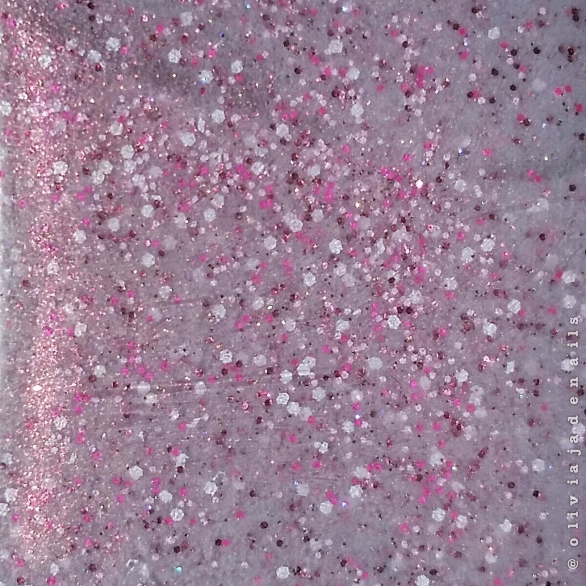 Femme Fatale Cosmetics Tabebuia Rain picture by Olivia Jade Nails