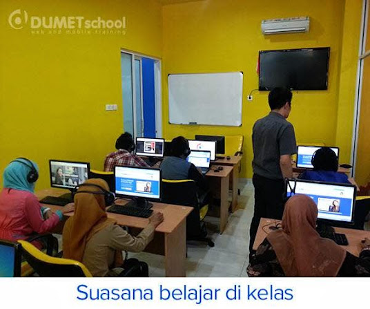 Suasana Belajar di Kelas Suasana Belajar di Kelas