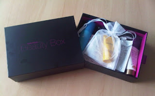 Feel Unique beauty box contents