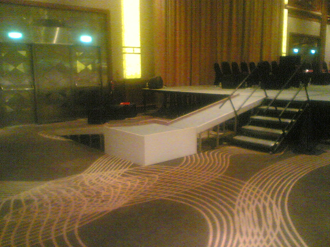 stage ramp