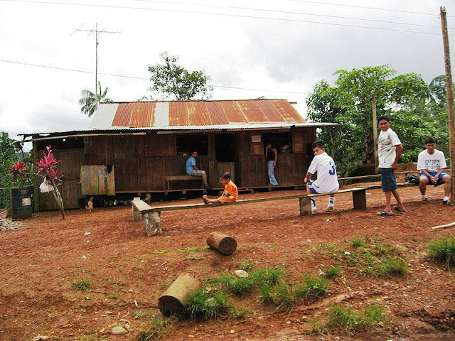Huaorani Indians image