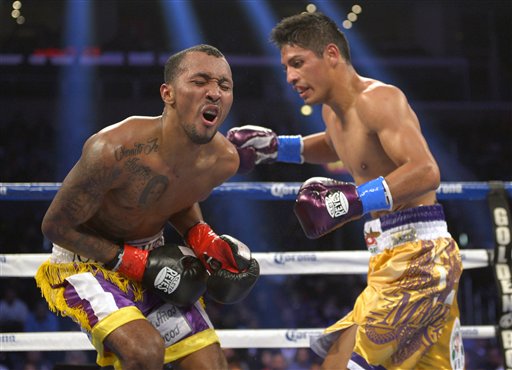 Moreno suffers a decision loss to Mares