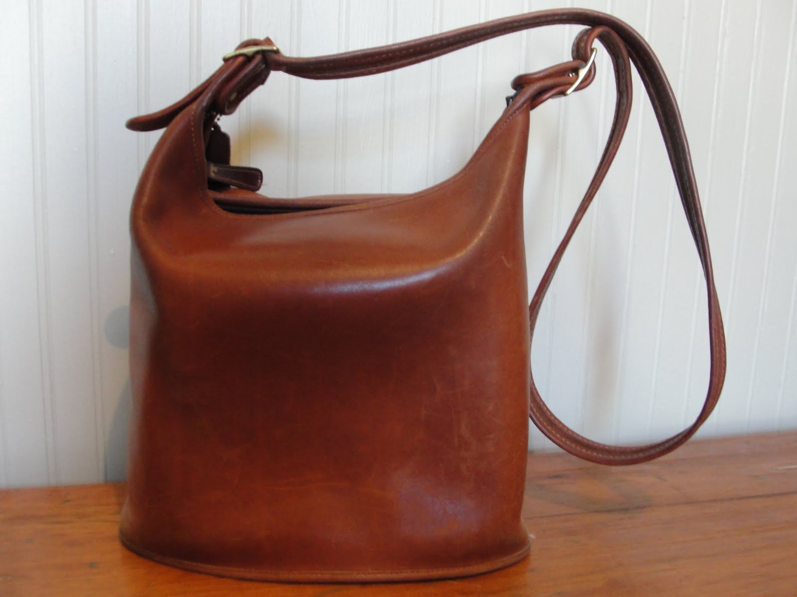 coach classic bucket