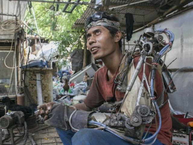 Man Who Was Paralyzed By Stroke Creates Himself A Mind-Controlled Bionic Arm From Pieces Of Junk! Man Who Was Paralyzed By Stroke Creates Himself A Mind-Controlled Bionic Arm From Pieces Of Junk!