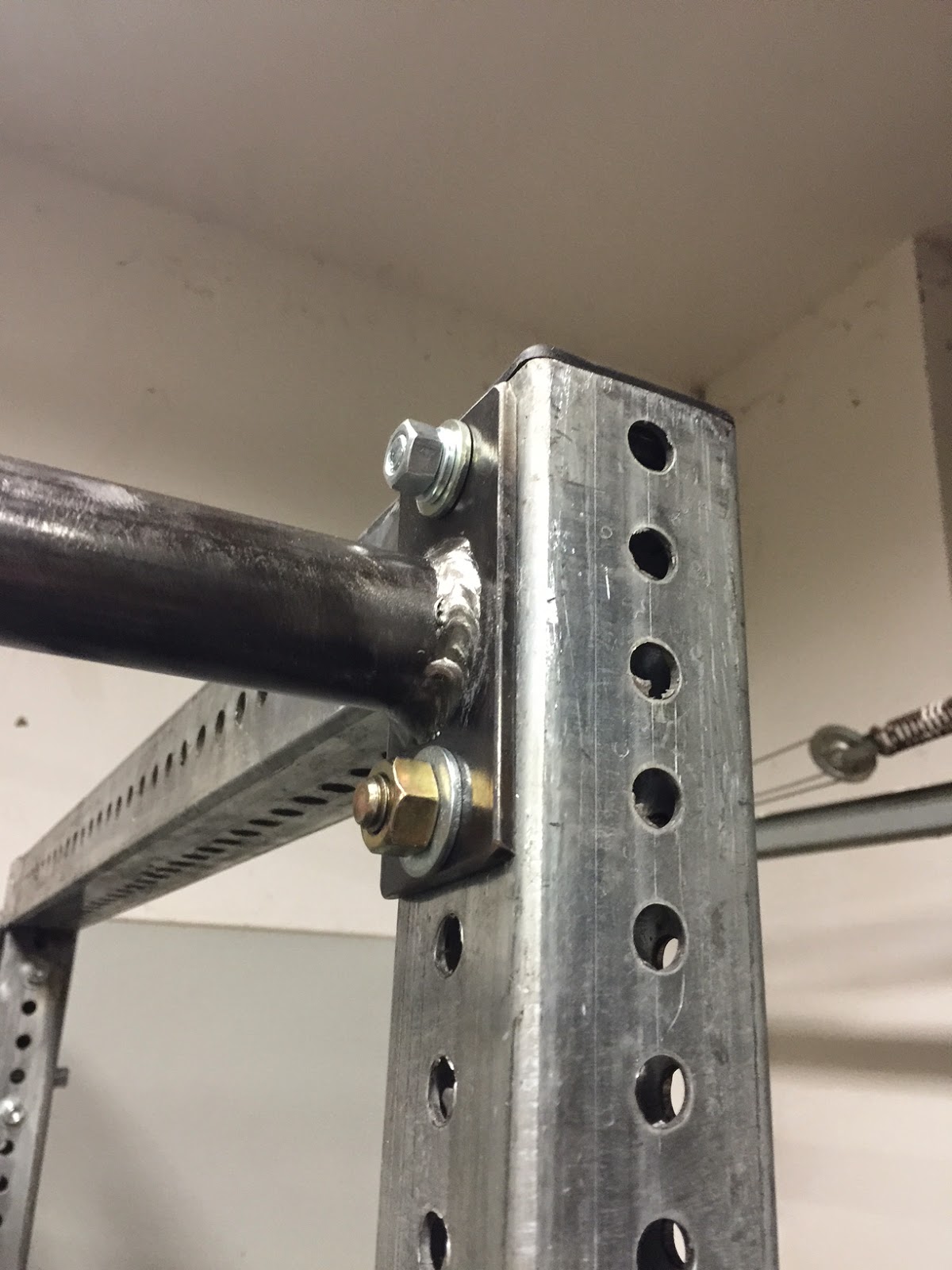 Lakeville Powerlifting Bench and Power Rack arrive from Texas Strength Systems