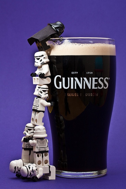 Lego Vader y Guinness Lego Vader y Guinness