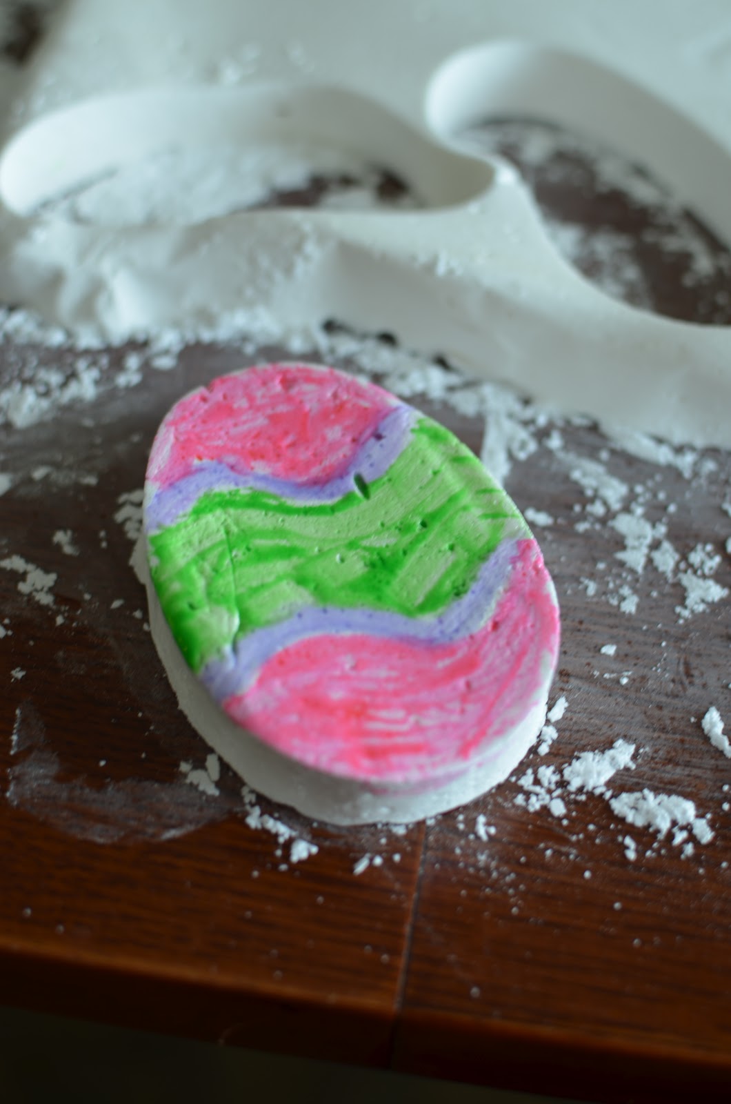 *Random Thoughts of a SUPERMOM!* Homemade Marshmallow Easter Eggs