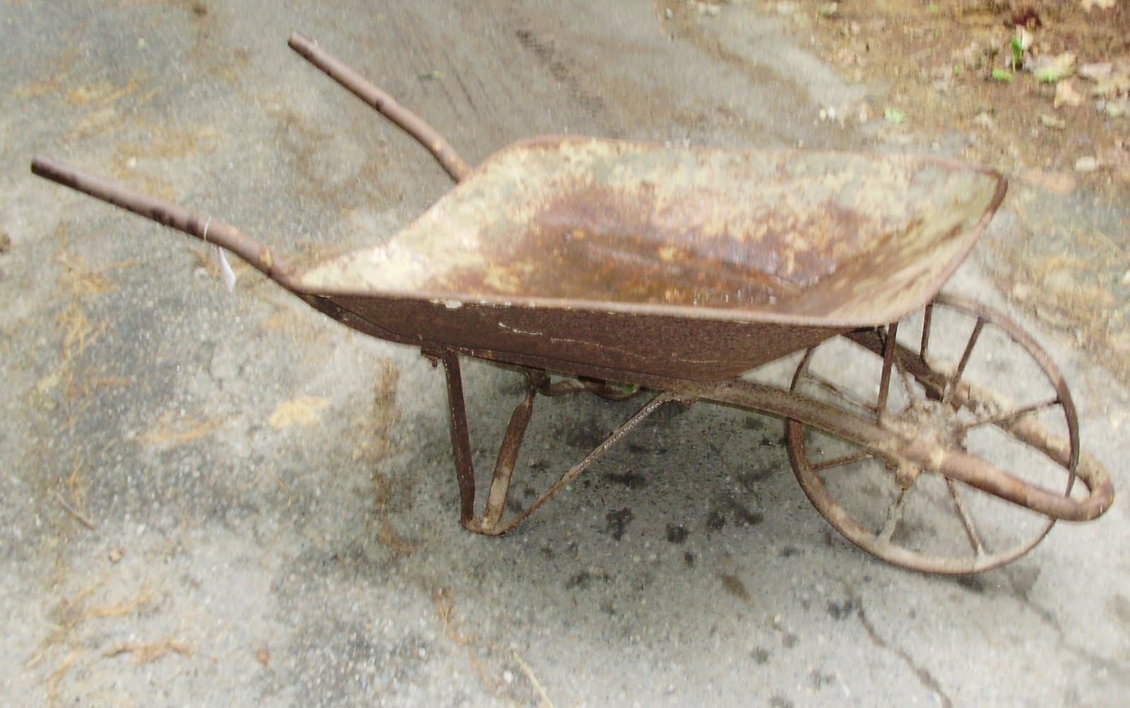 Log Cabin Antiques & Gifts June 2011