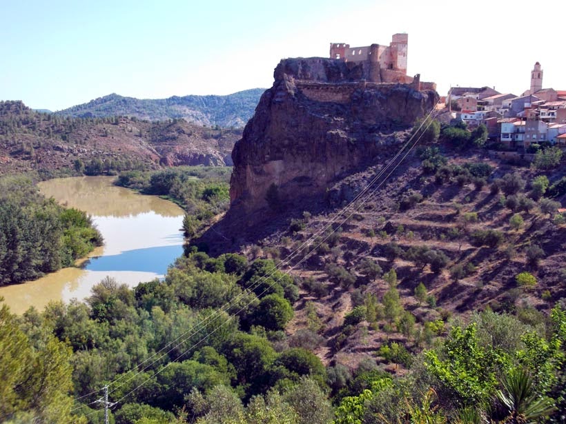 Castillo de Cofrentes Unión del Júcar y del Cabriel