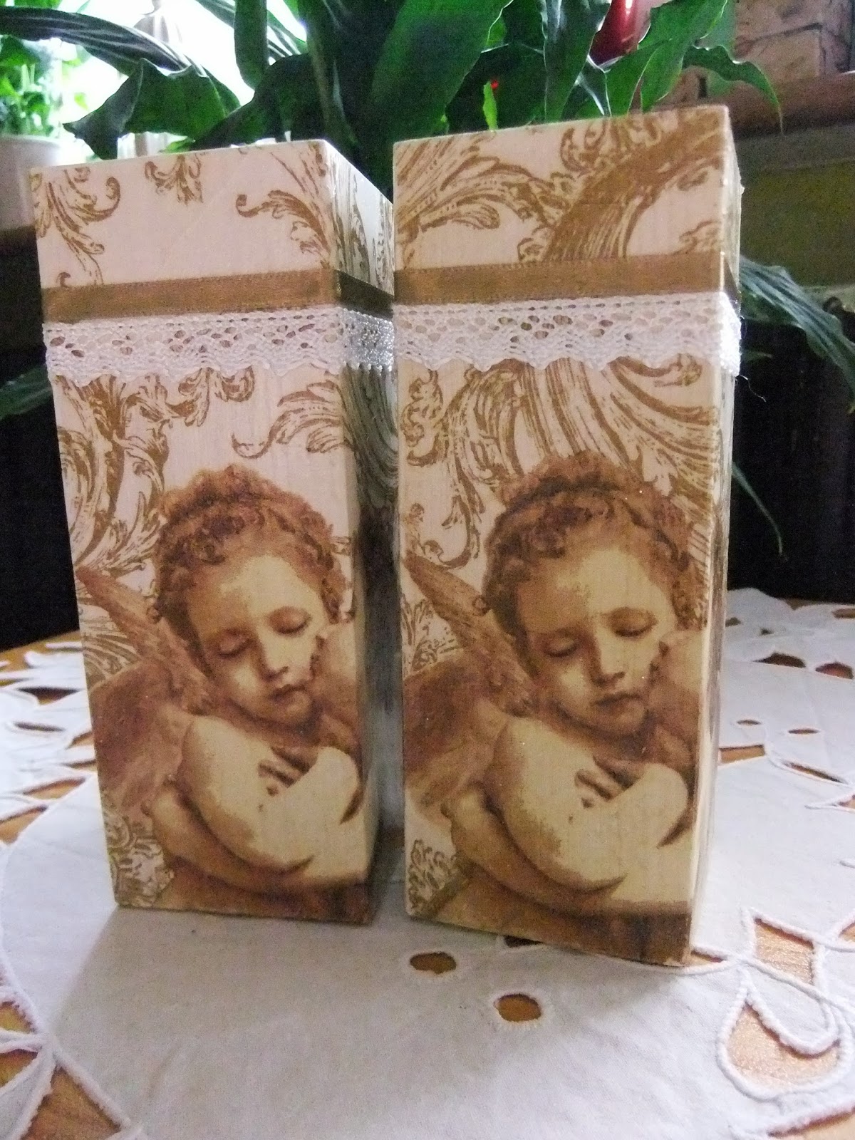 ROBÓTKI EWCI CHOINKA Z PAPIERU I ŚWIECZNIKI DECOUPAGE