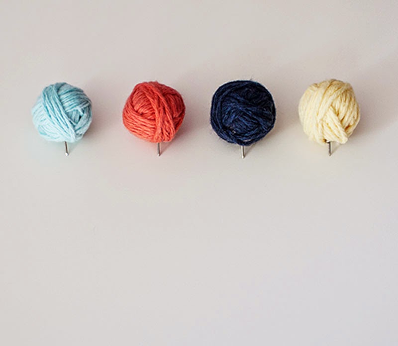ideas para personalizar chinchetas con estos DIYs