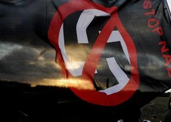 Λογοκρισία ΜΜΕ υπέρ Χρυσής Αυγής Λογοκρισία ΜΜΕ υπέρ Χρυσής Αυγής