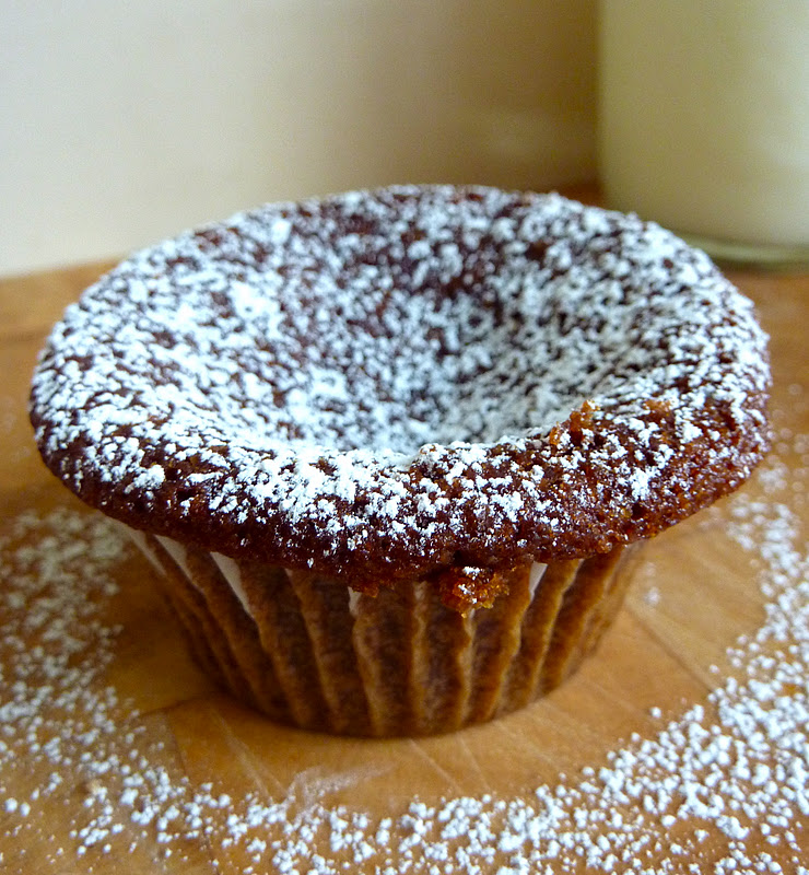 beurrista ginger and molasses cupcake {msc}