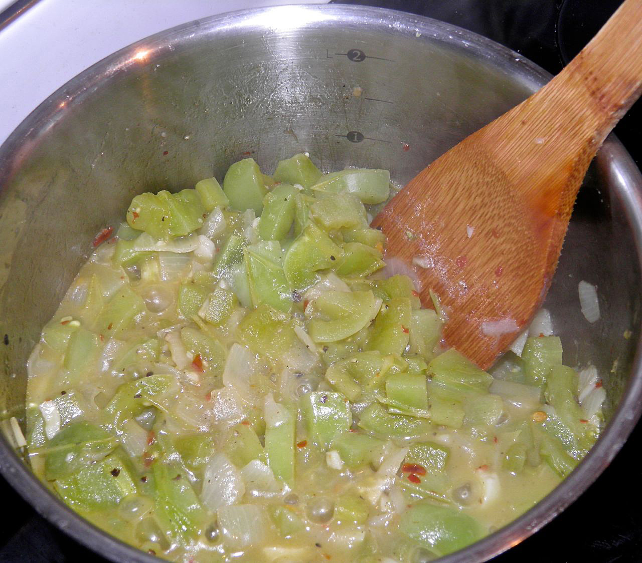 Docaitta Lifestyle Green Tomato Sauce with Sausage