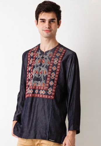 Trend Desain Baju Gamis Terbaru untuk Pria Trend desain baju gamis terbaru untuk laki-laki Trend Desain Baju Gamis Terbaru untuk Pria