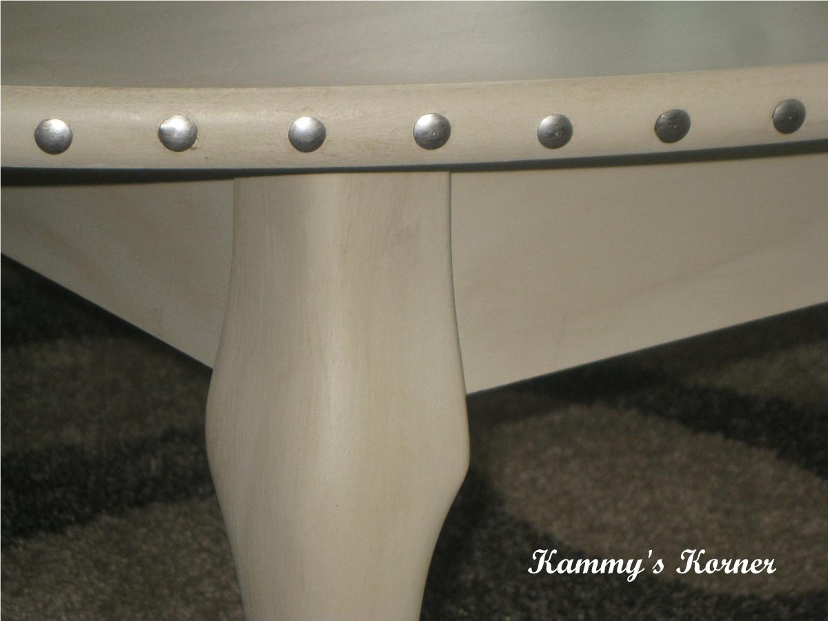 Kammy's Korner Making a Laminate Coffee Table BEAUTIFUL with Paint