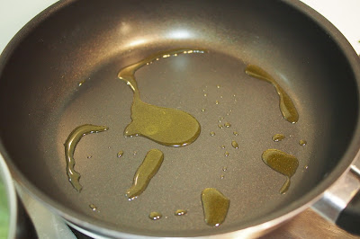 Heat up a Flat Pan The Chopping Board