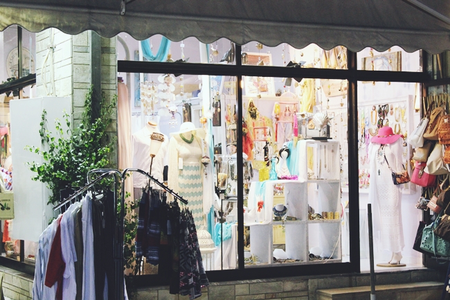 Glam Fab Happy: Sarti (Sithonia) at night