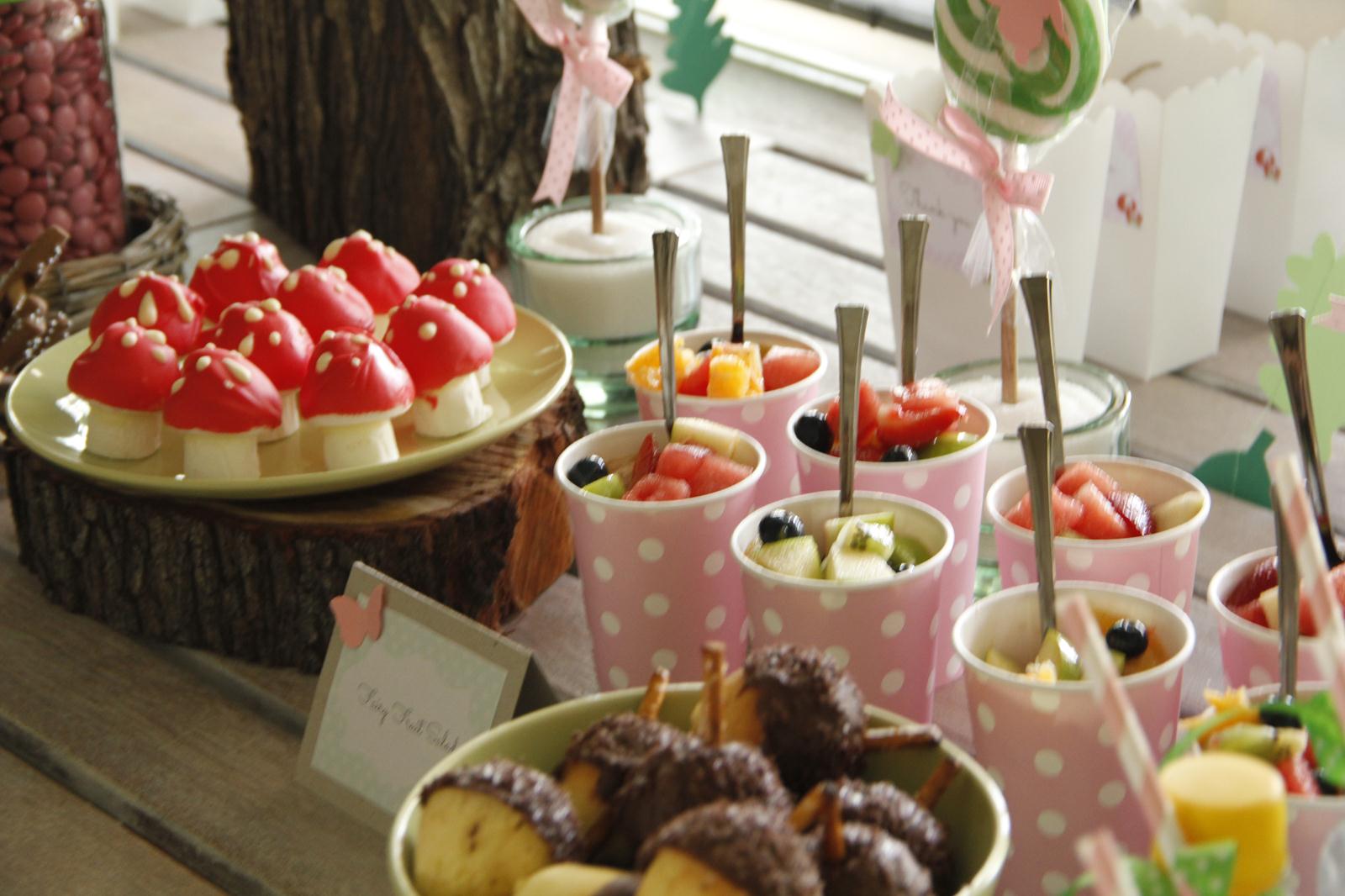 Bubblegum and George: 5th Birthday Party. Part 2 - Party Food