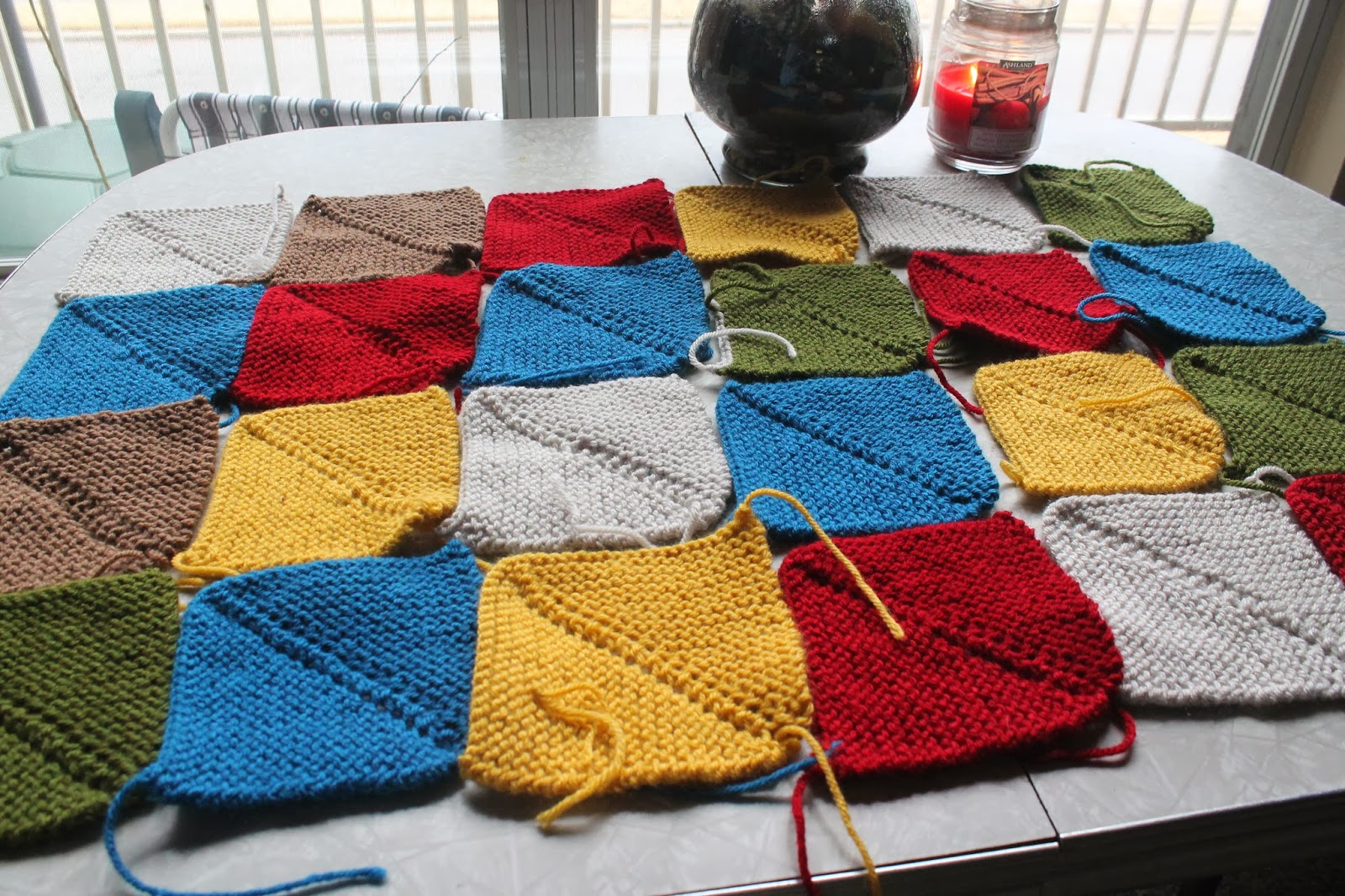 Everyday Life at Leisure: I Still Dream of Garter Stitch. Sweet, Simple Garte...