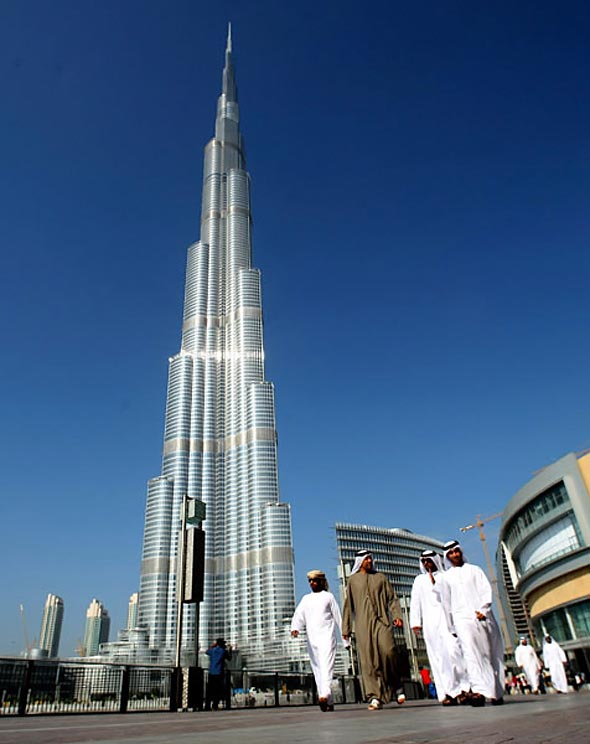 http://4.bp.blogspot.com/-1ue-GpA0nH8/TcTktRRxPVI/AAAAAAAAAEo/gnPsBklJMIw/s1600/burj_khalifa_dubai_101.jpg