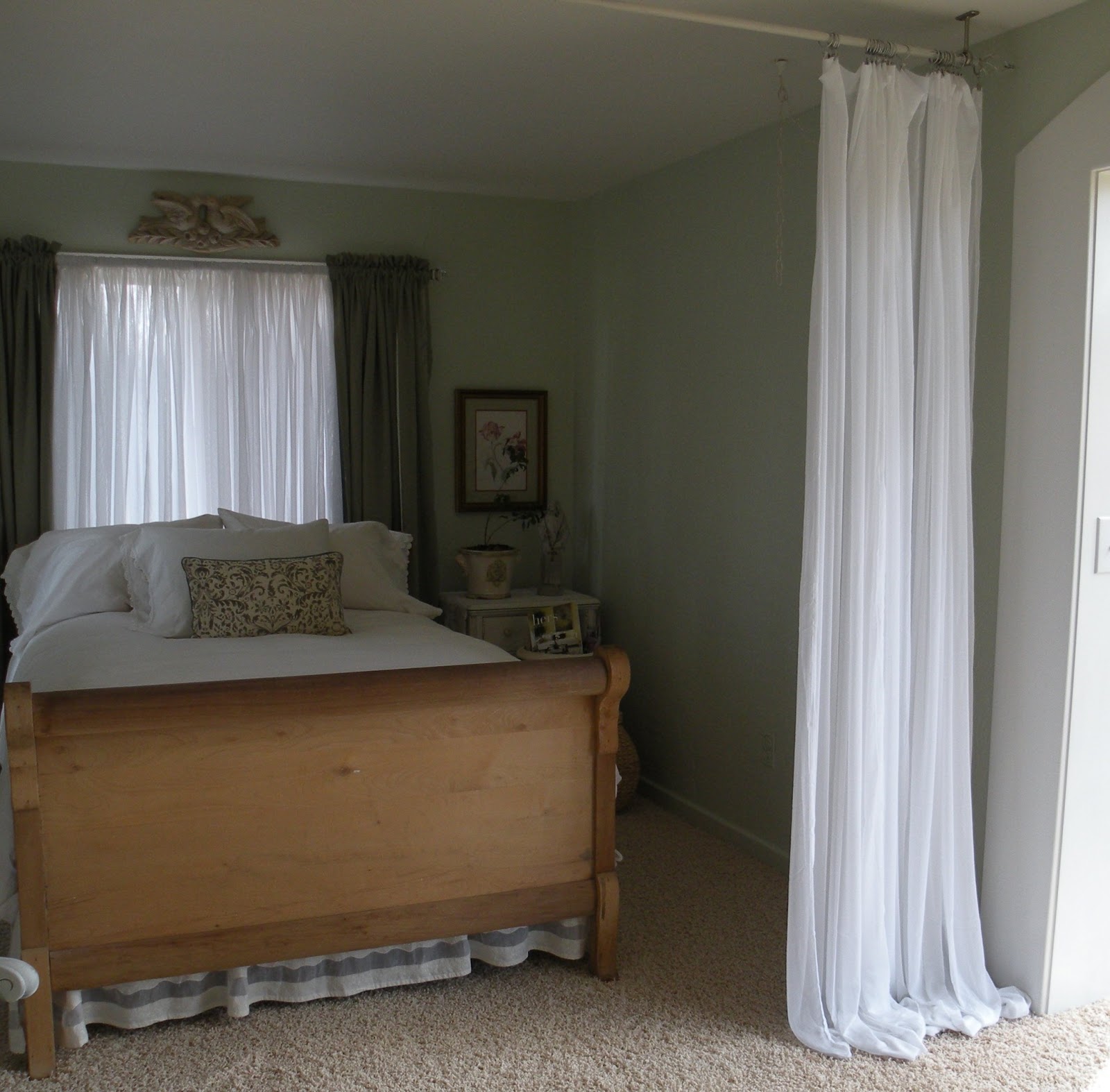 PURA VIDA DIVIDED BEDROOM