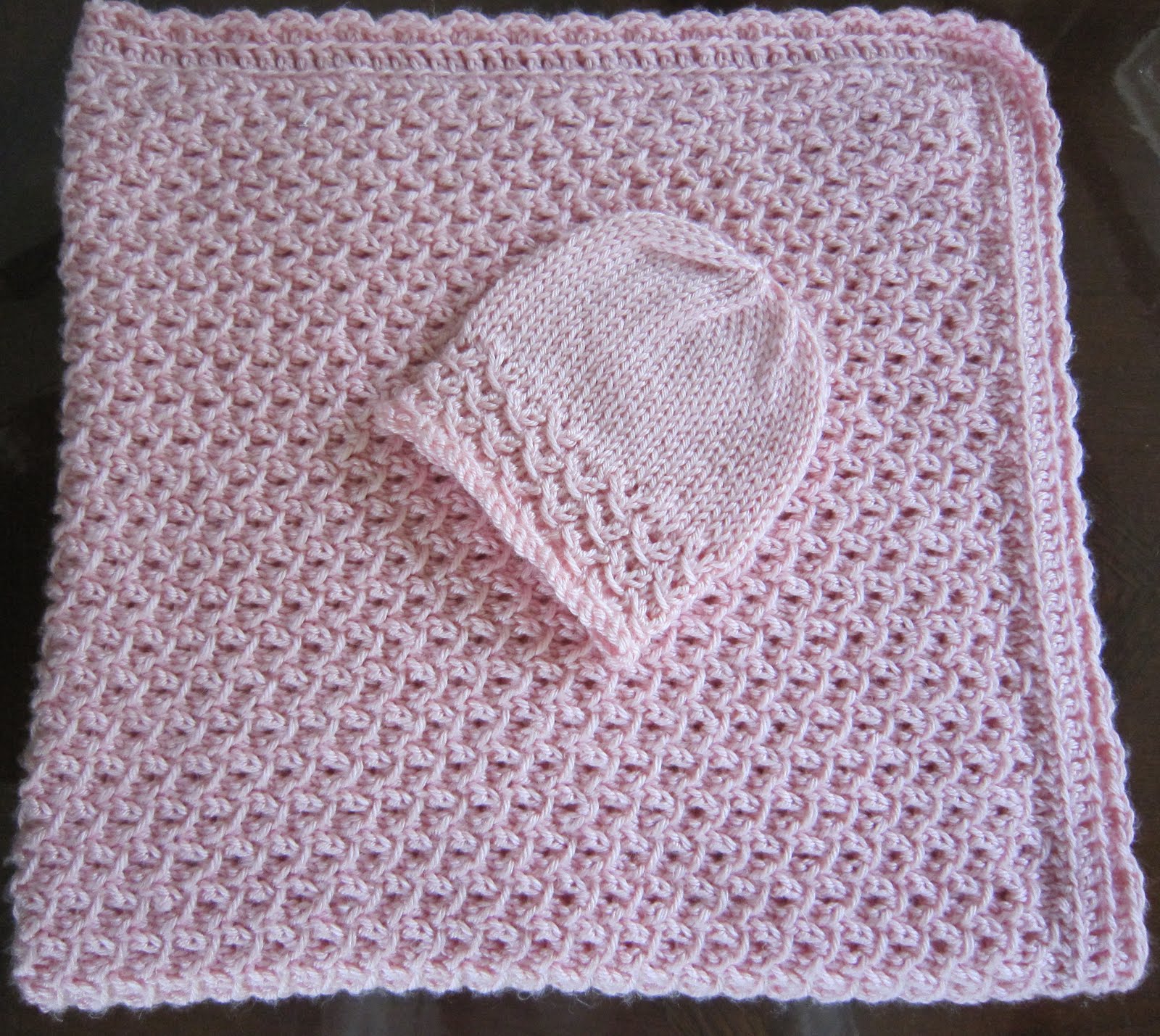 Sea Trail Grandmas: Free Knit Pattern Newborn Hat and ...
