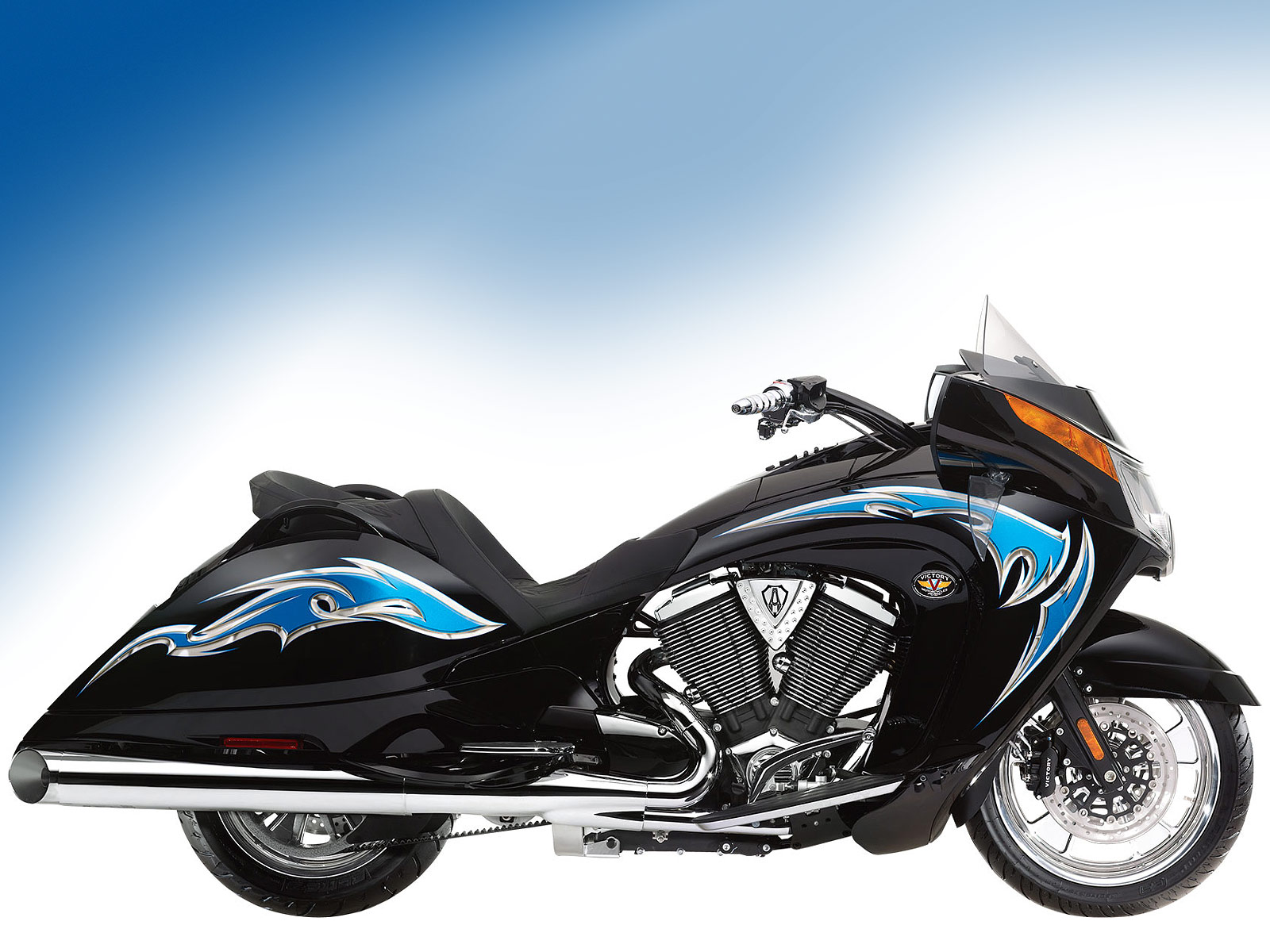 http://4.bp.blogspot.com/-1xDHvejKqnU/Tk5HUJz2bkI/AAAAAAAAAjQ/Btgs6I3FSEM/s1600/Victory-ArlenNess_Victory_Vision_2010_motorcycle-desktop-wallpaper_01.jpg