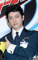 Go-Busters' Commander Kuroki Arrested A Man Peeping on High School Girls