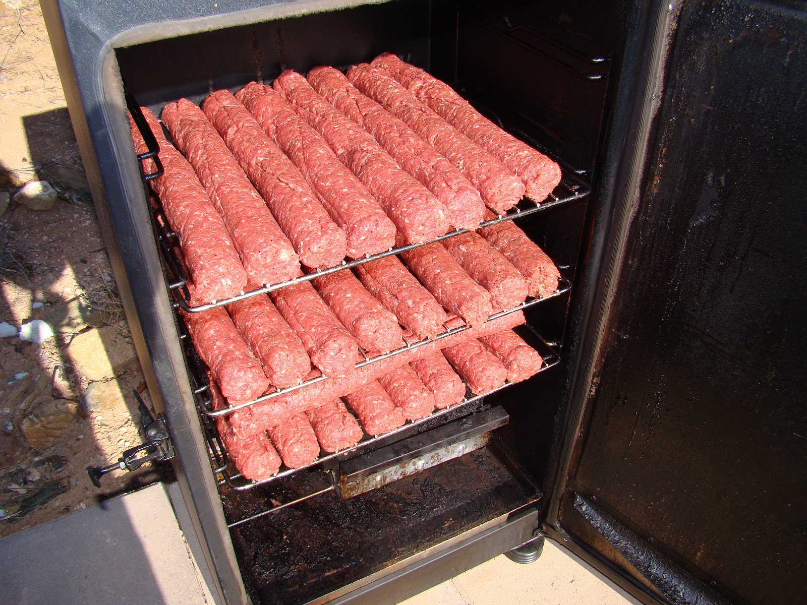 Masterbuilt 30” Electric Smoker and Oklahoma Joe's Highland Reverse