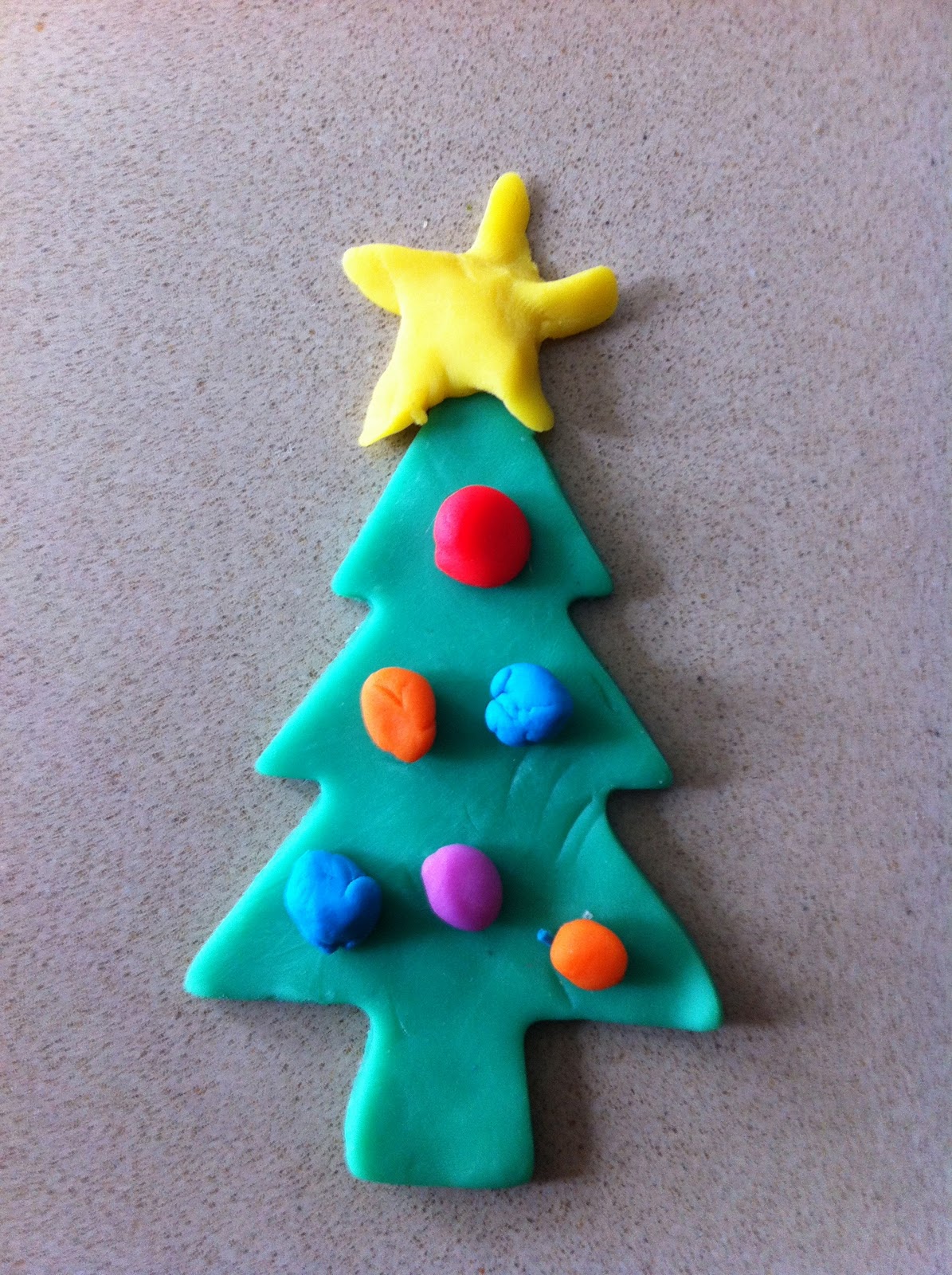 play doh christmas decorations christmas preschool craft play doh christmas decorations christmas preschool craft