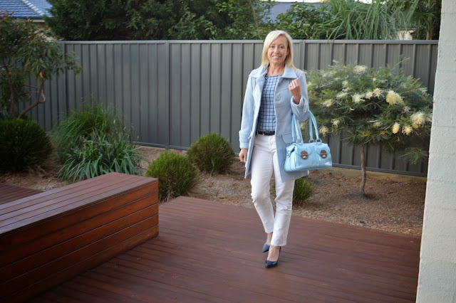 Sydney Fashion Hunter White Pants Outfit