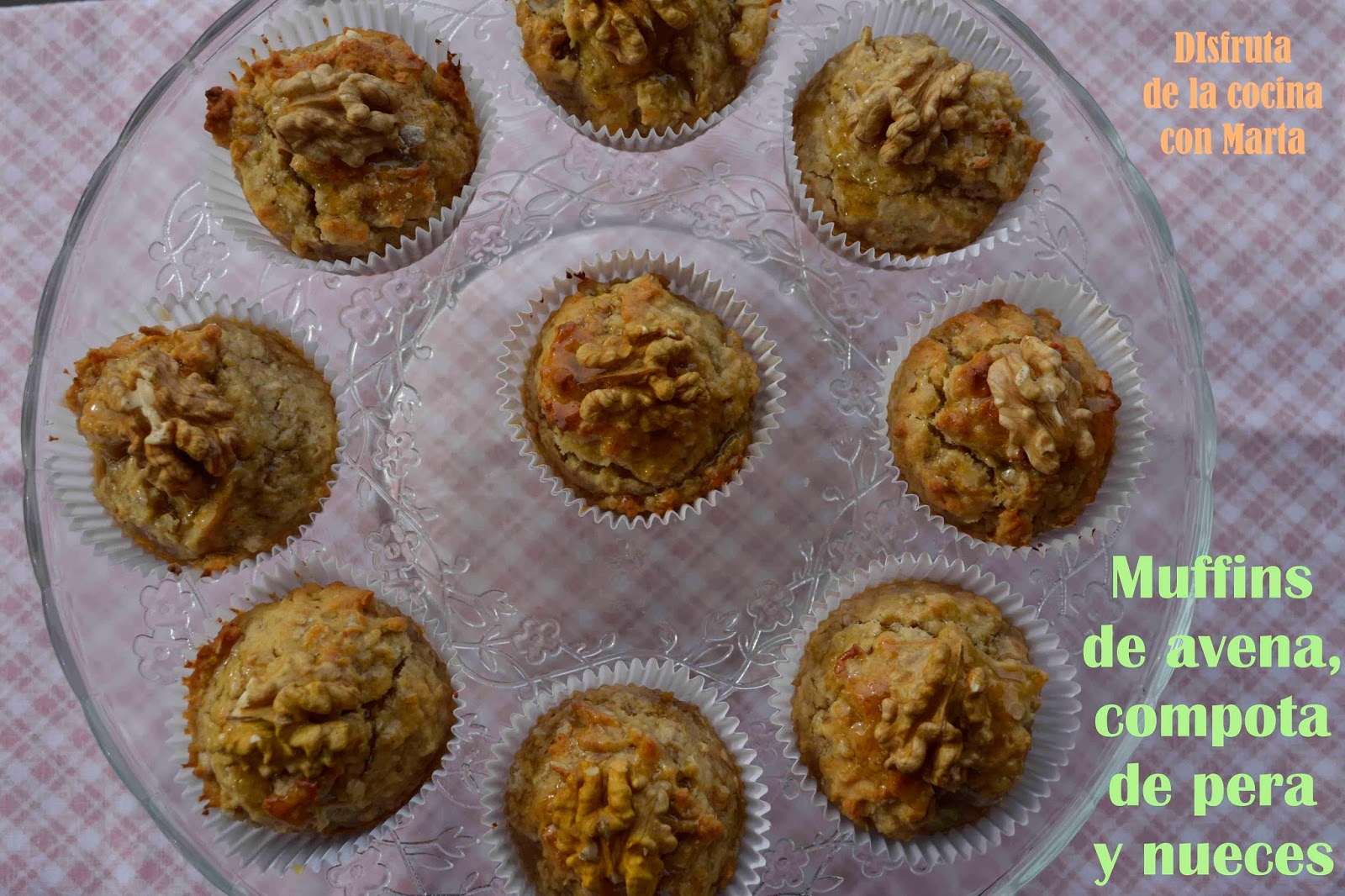 Disfruta de la cocina con Marta Muffins de avena, nueces y compota de pera