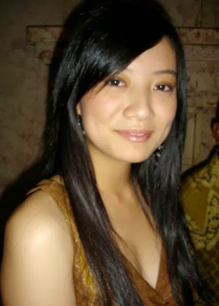 kumpulan foto leony vitria hartanti terbaru 2014 kumpulan foto leony vitria hartanti terbaru 2014