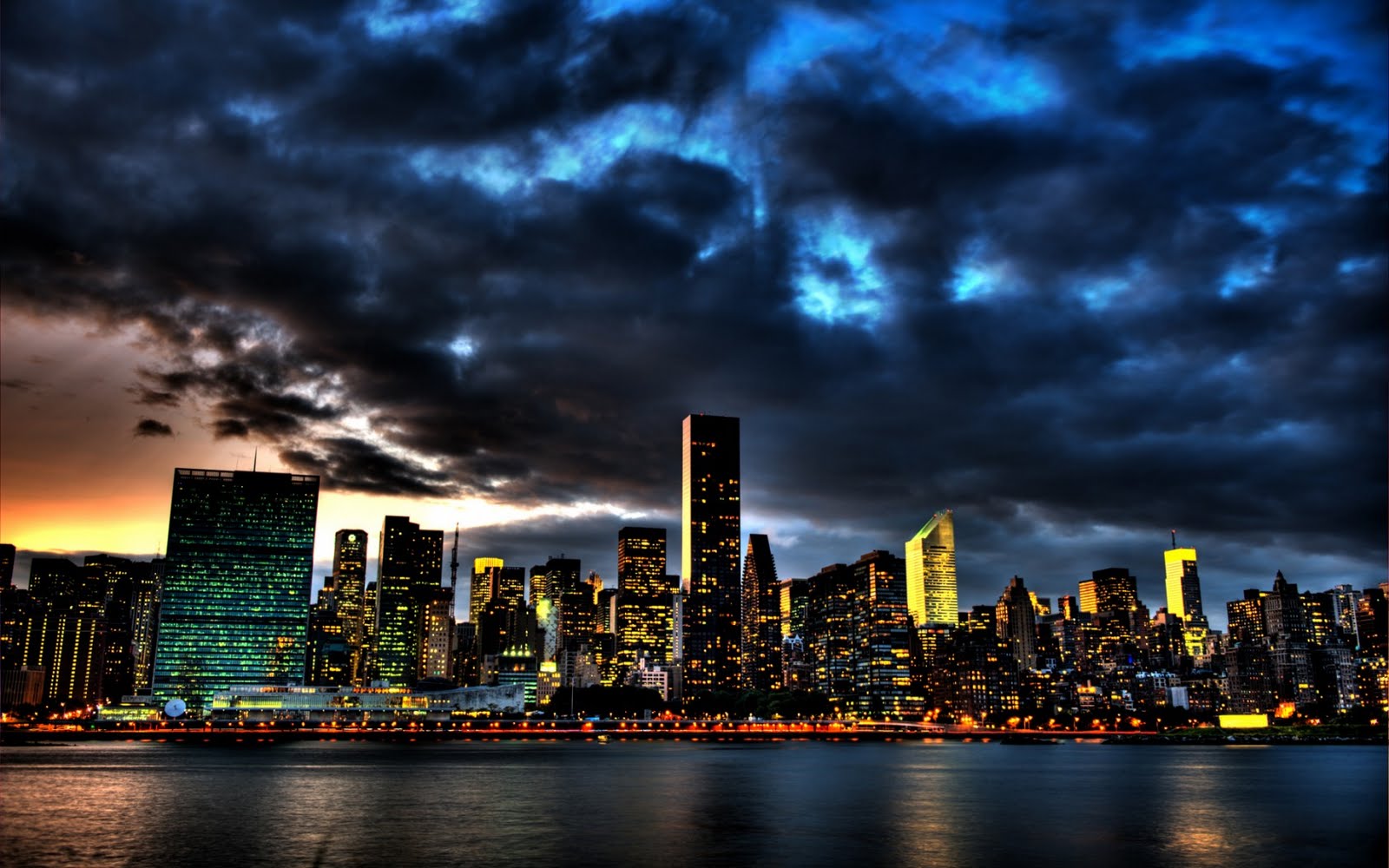 http://4.bp.blogspot.com/-20C3CK3J0rw/TgPEq07TrOI/AAAAAAAACDY/_GsdCDNxR2s/s1600/newyorkcitywallpapers.jpg