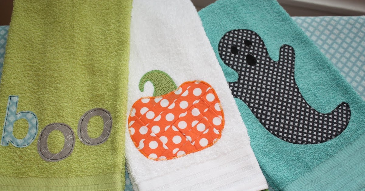 Three Sisterz Halloween Hand Towels